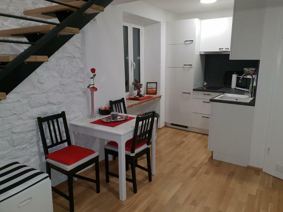 Apartamento de 45 m² en Izola, con 1 habitación Exterior foto