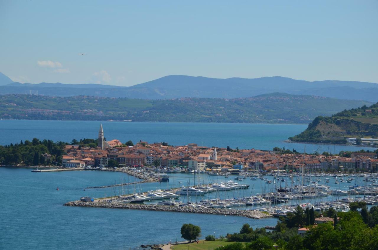 Apartamento de 45 m² en Izola, con 1 habitación Exterior foto