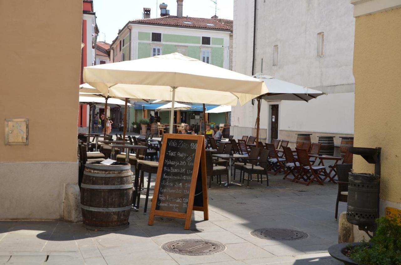 Apartamento de 45 m² en Izola, con 1 habitación Exterior foto